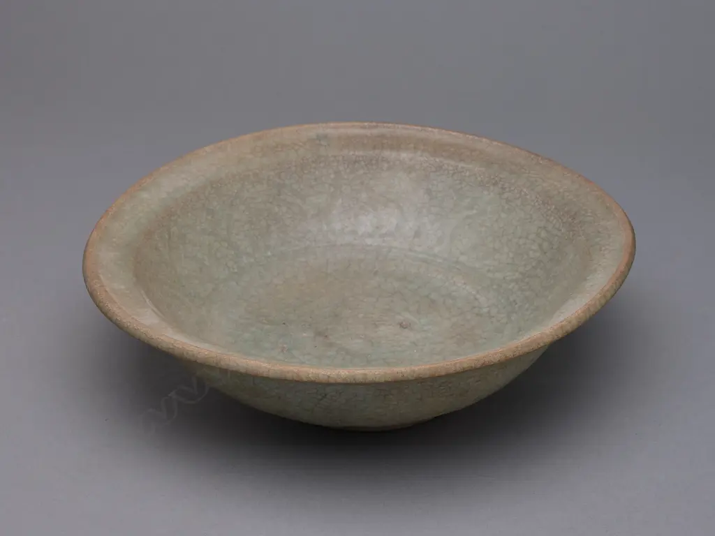 Sawankhalok stoneware bowl - 13thC - 15thC Image 1++